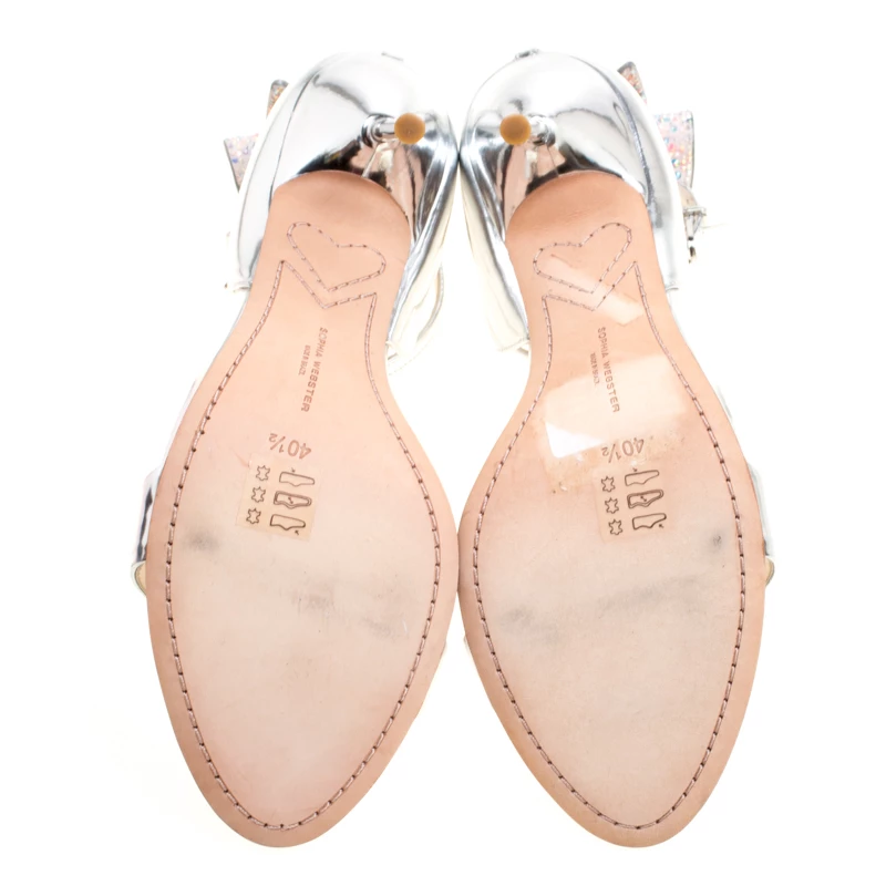 Sophia Webster Metallic Silver Leather Maya Crystal Embellished Bow Ankle Strap Sandals Size 40.5 For Women - Image 6